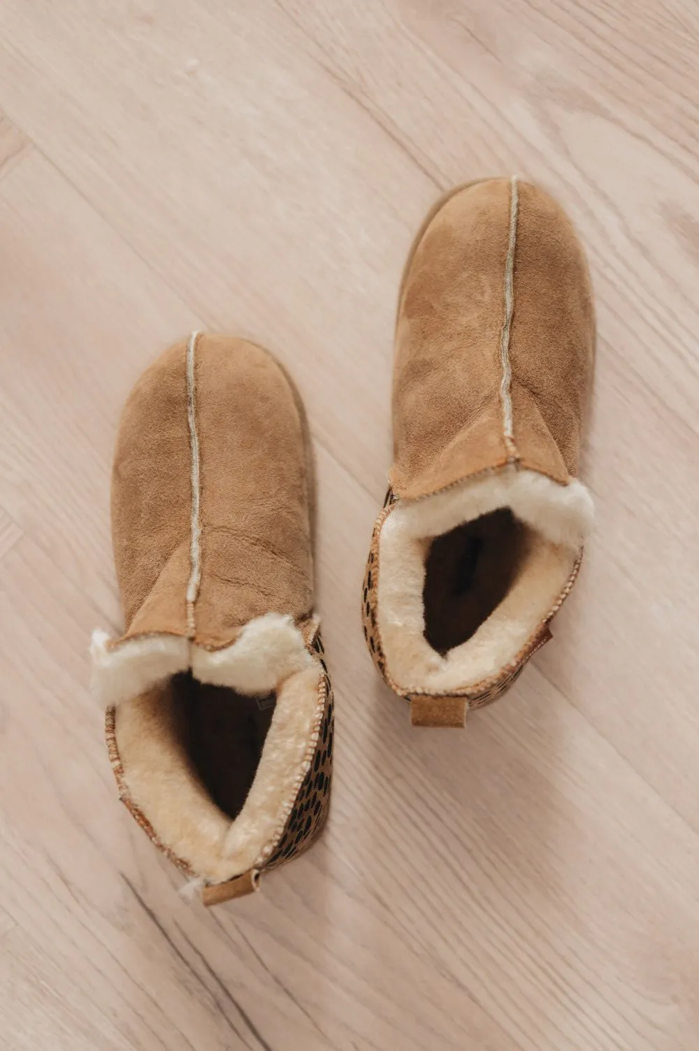 ANNIE Shepherd of Sweden Women's Sheepskin Slippers with Sole