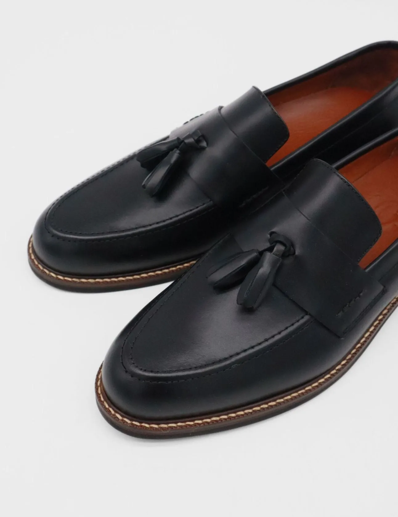 Manhattan loafers in black leather mens shoes