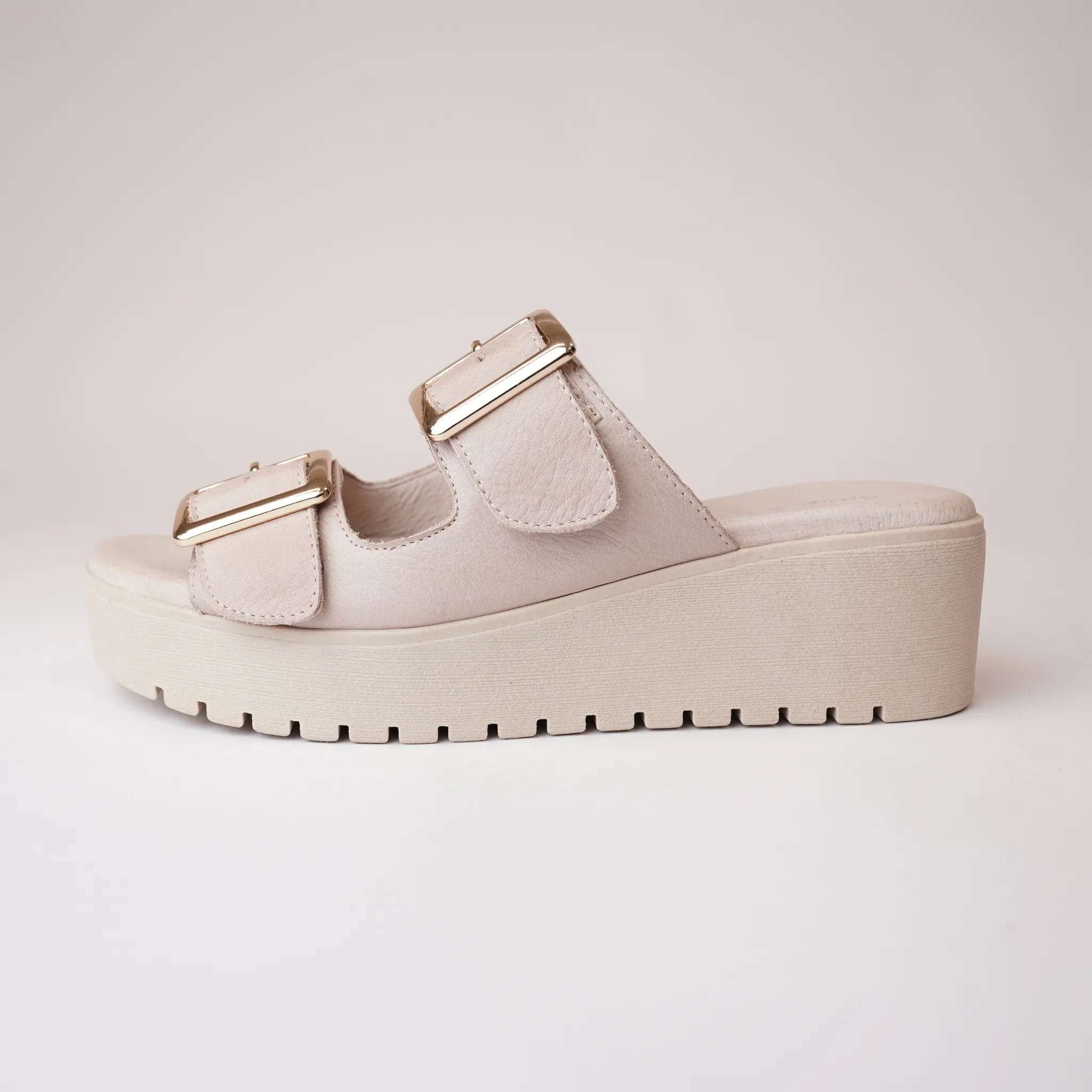 Oaxel Cafe/ Nude Sole Leather Slides