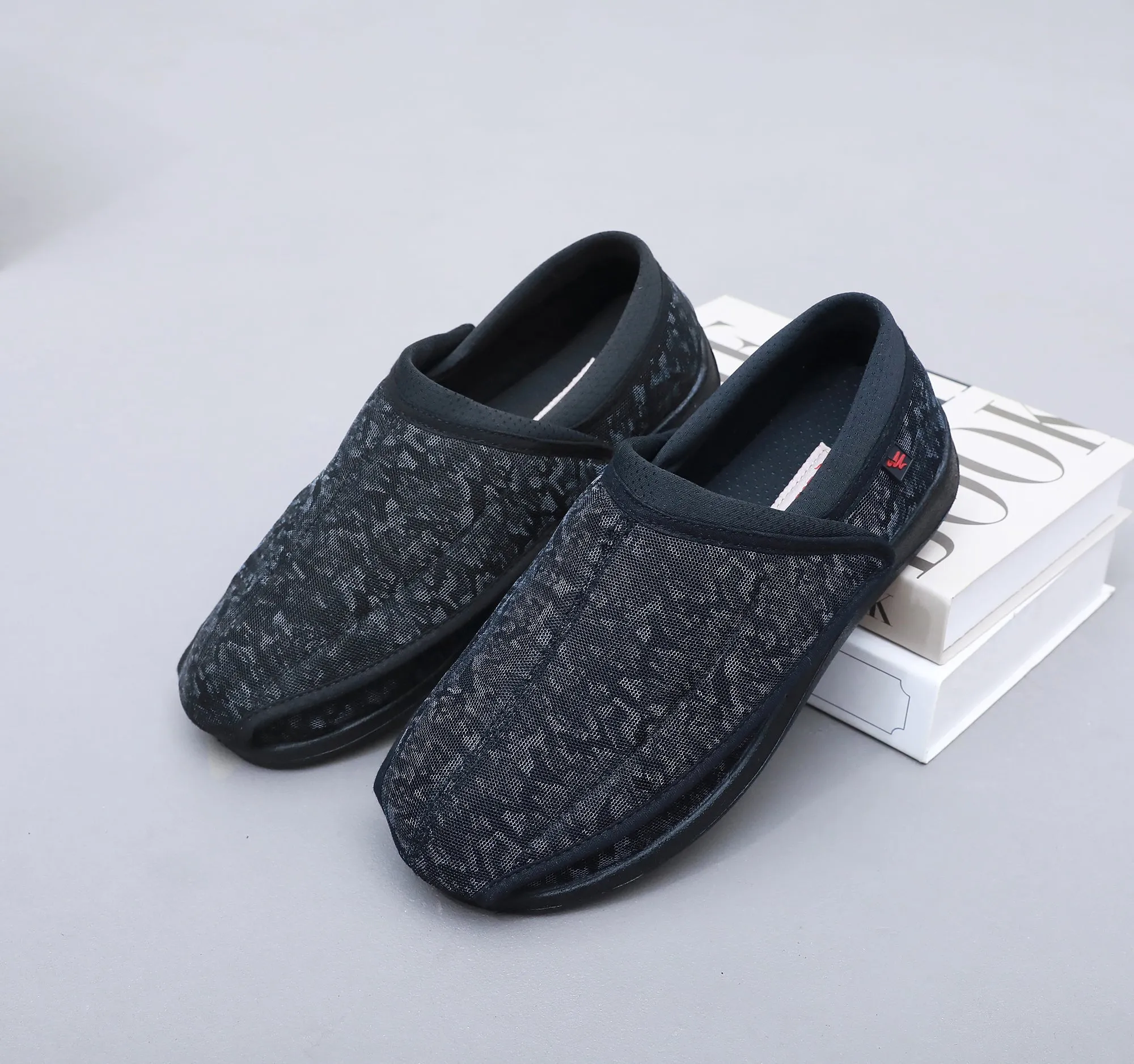 Owlkay Wide Diabetic Shoes For Swollen Feet - NW6039