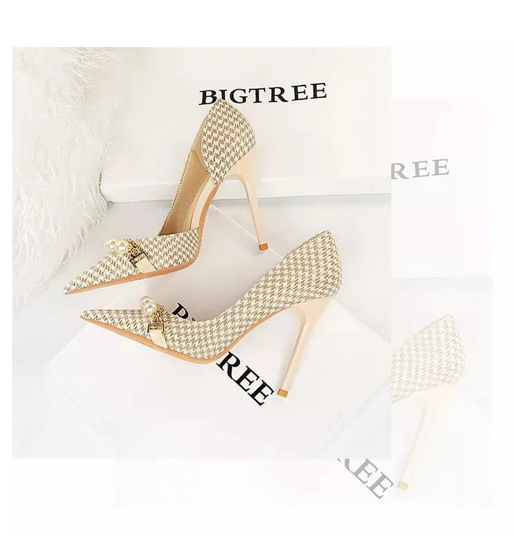 Pearl Checkered Grains Heels