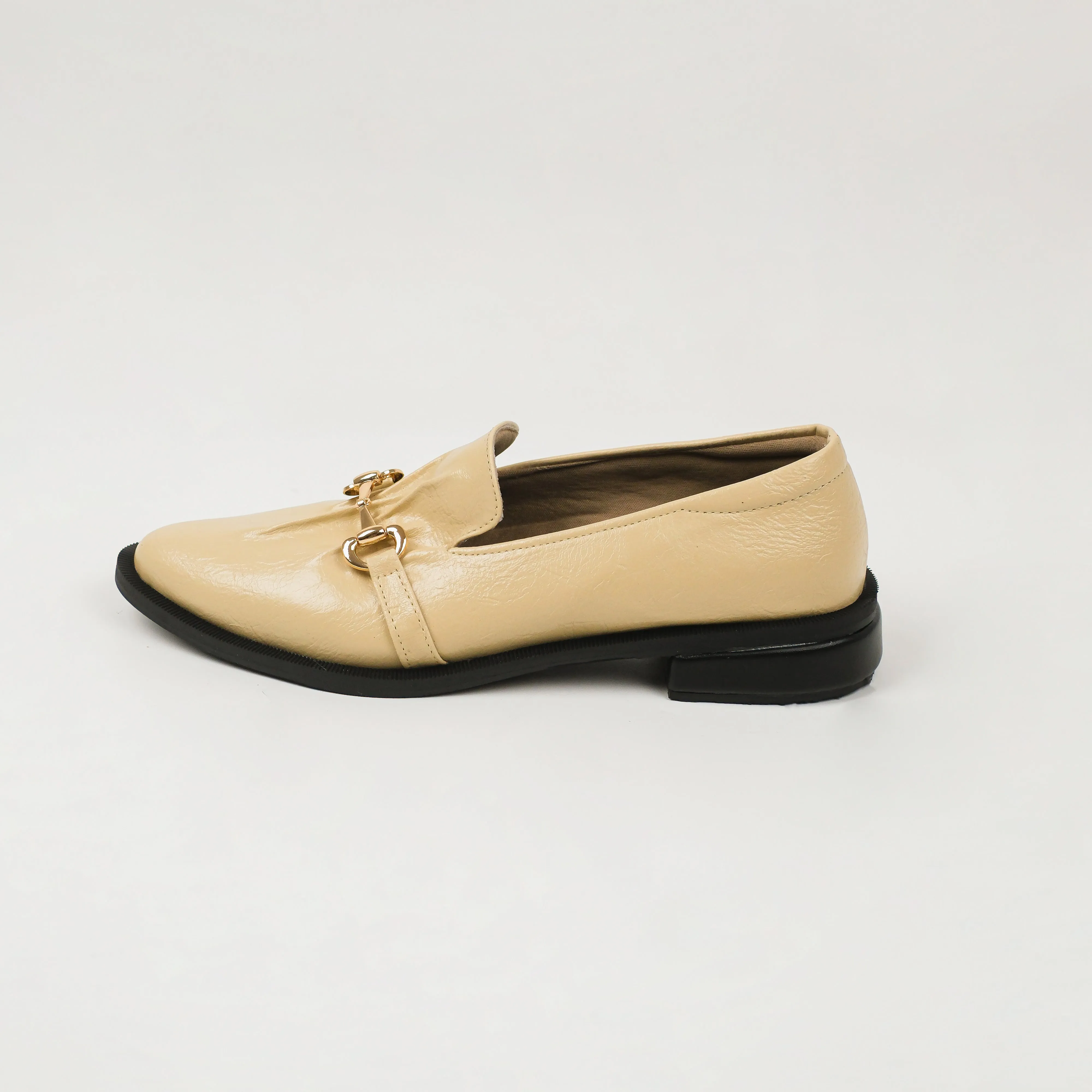 Richelle Cream Loafers - URBAN GRACE Series